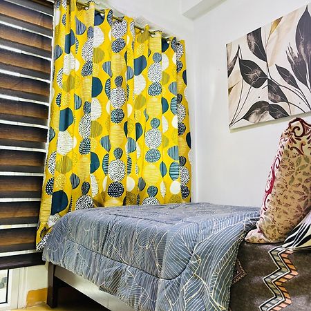 Trees Residences - Tower 11 1Br With Balcony マニラ市 エクステリア 写真