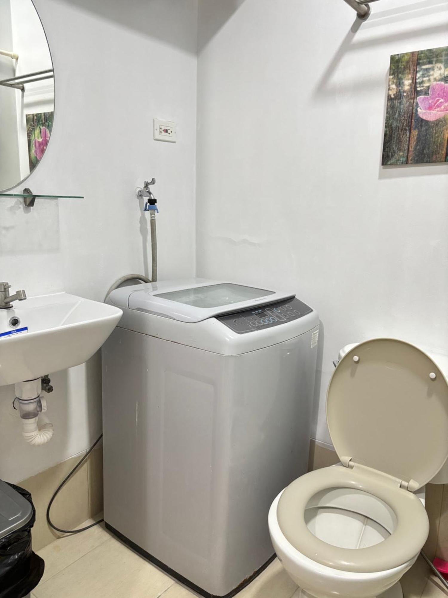 Trees Residences - Tower 11 1Br With Balcony マニラ市 エクステリア 写真