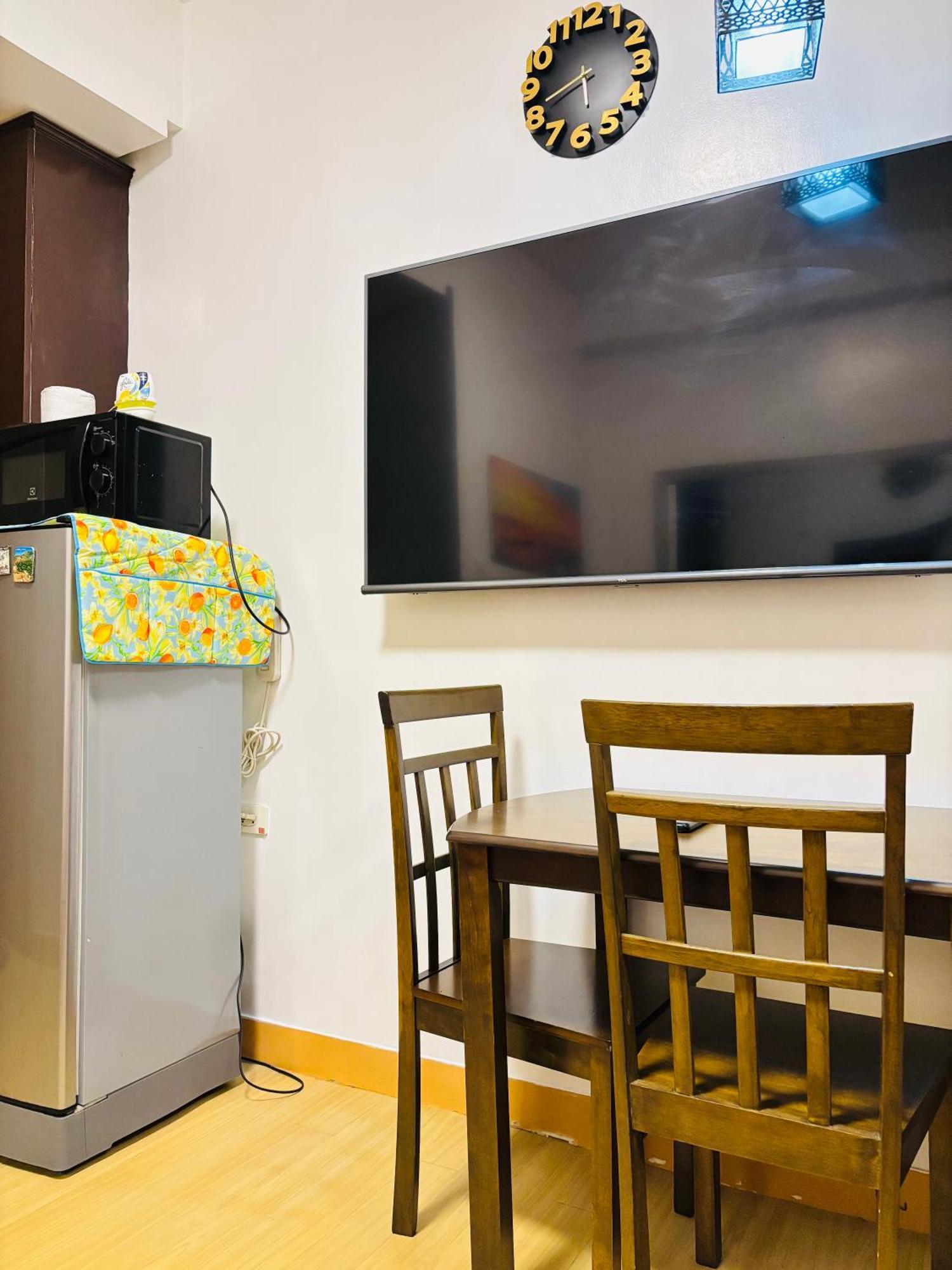 Trees Residences - Tower 11 1Br With Balcony マニラ市 エクステリア 写真