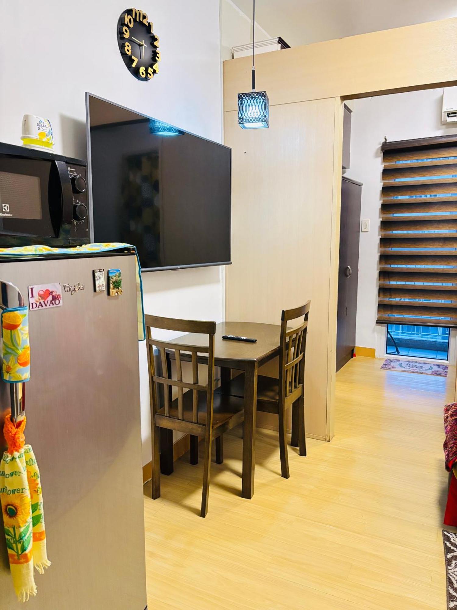 Trees Residences - Tower 11 1Br With Balcony マニラ市 エクステリア 写真